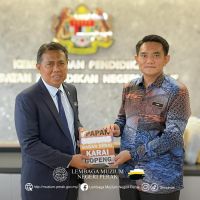 Kunjungan hormat ke atas Pengarah Jabatan Pendidikan Negeri Perak yang baharu